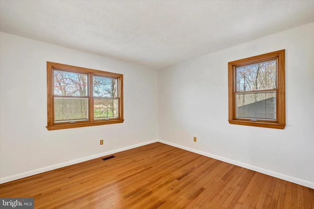 Photo of 5451 GLEN ARM ROAD