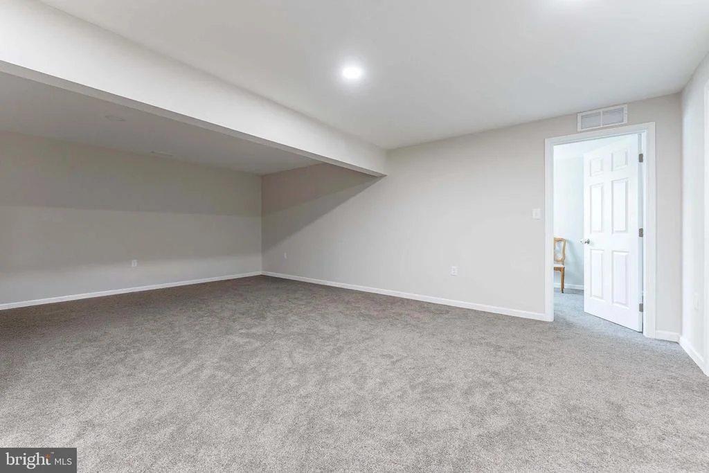 Photo of 266 ARTERS WAY