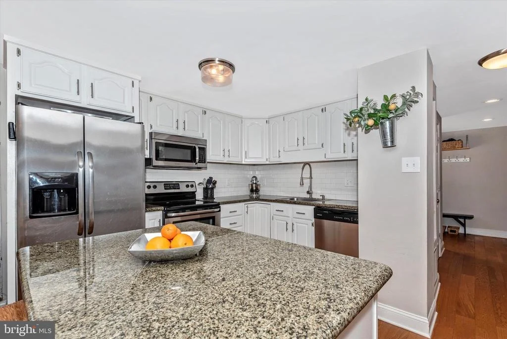 Photo of 7107 JASPER DRIVE