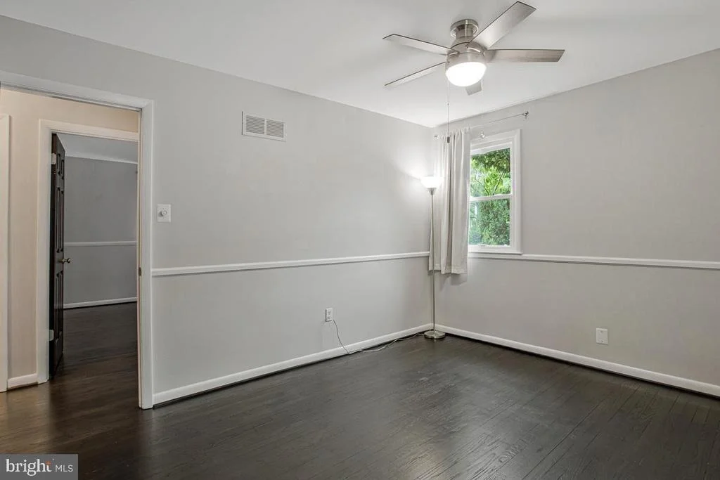 Photo of 454 MANOR ROAD