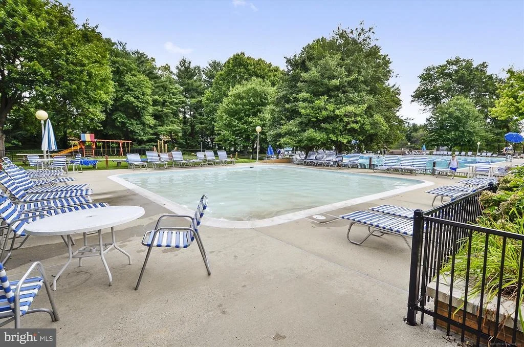 Photo of 13827 BEACON HOLLOW LANE