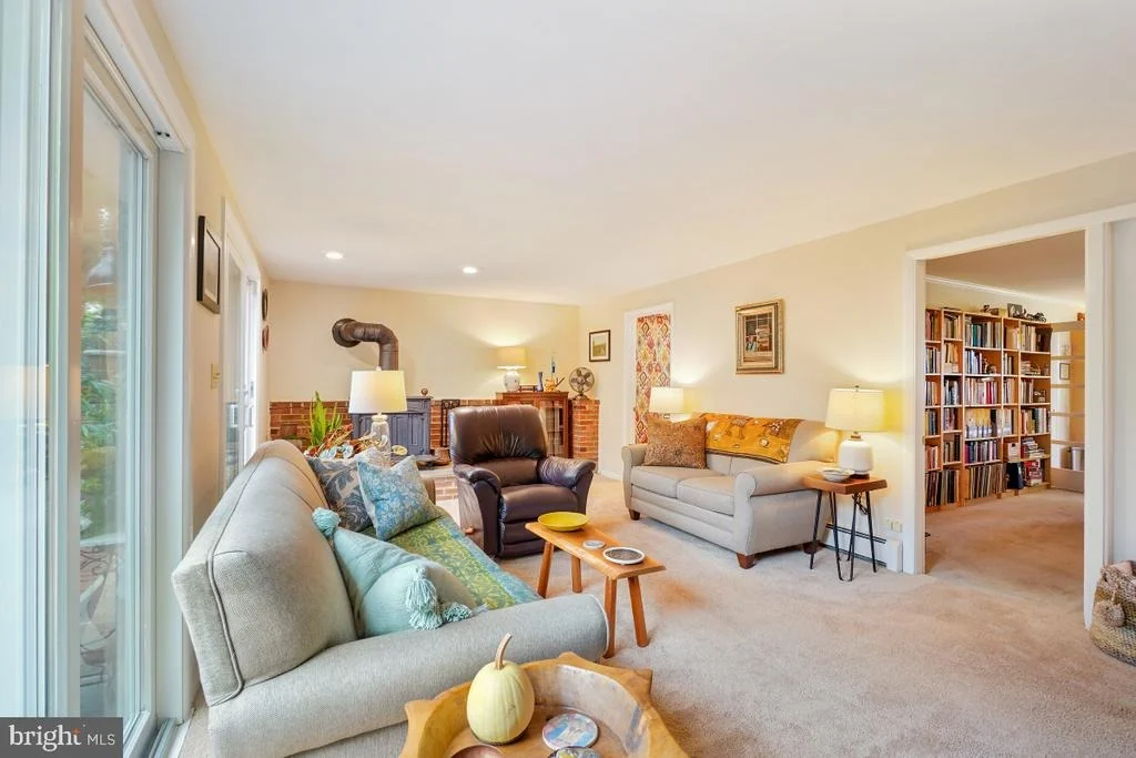 Photo of 7516 OAKMONT DRIVE