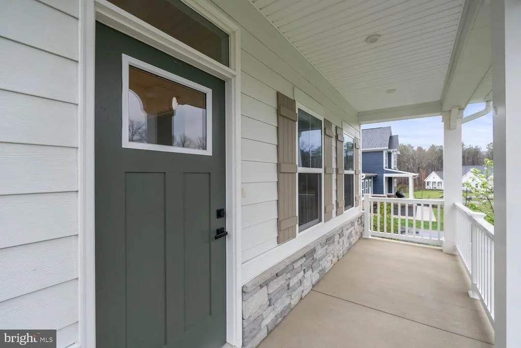 Photo of 10907 GREEN LEAF RUN