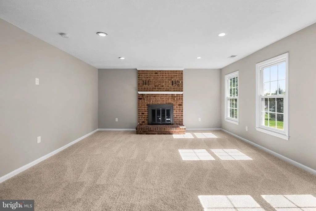 Photo of 2613 BAINBRIDGE LANE