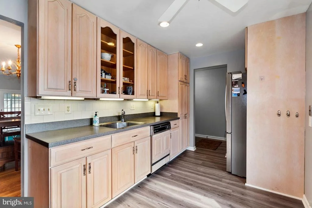 Photo of 12515 EASTBOURNE DRIVE