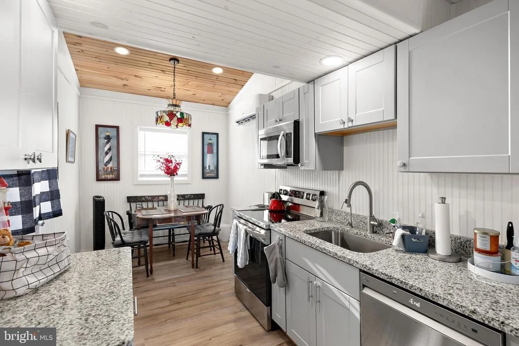Photo of 8 VIRGINIA AVENUE