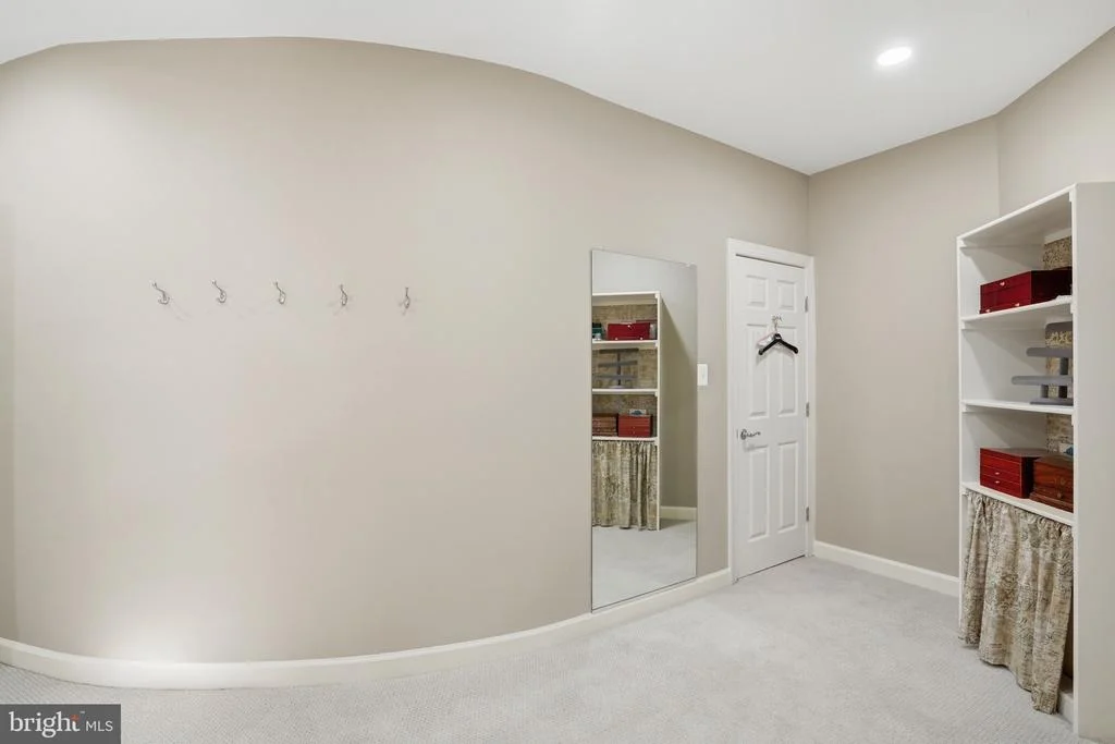 Photo of 1133 SPRINGVALE ROAD