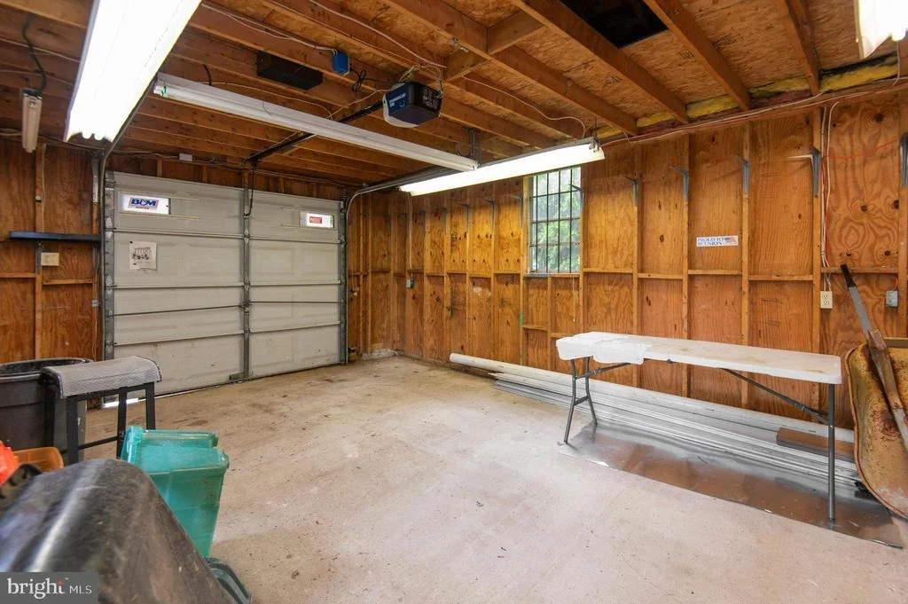 Photo of 1404 SPRING AVENUE