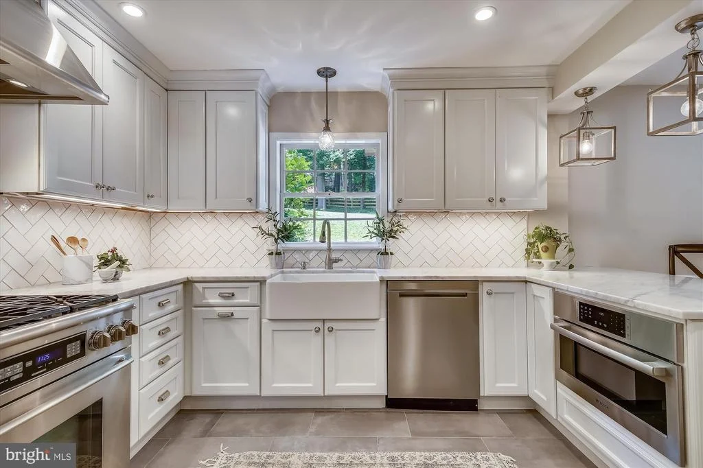 Photo of 1446 WOODACRE DRIVE