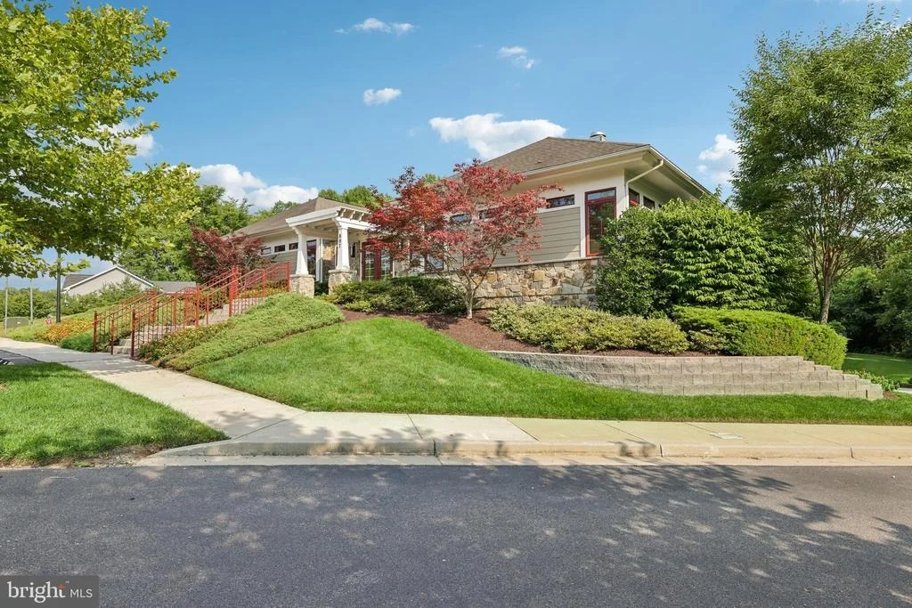 Photo of 2209 JACOB WAY
