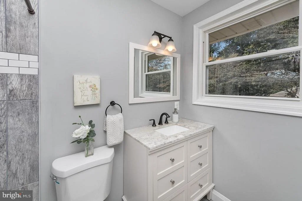 Photo of 1305 HEATHER HILL ROAD