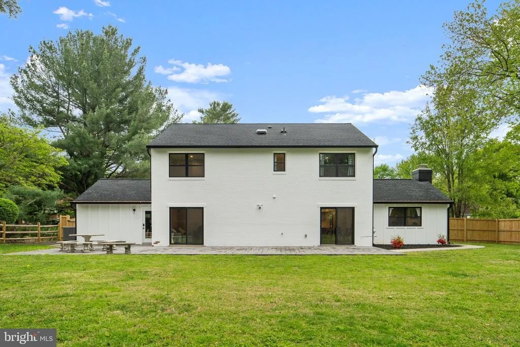 Photo of 3709 KING WILLIAM DRIVE