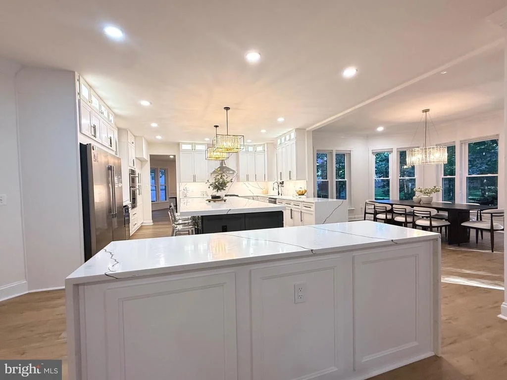 Photo of 6403 BURKE WOODS DRIVE