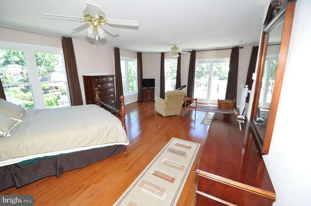 Photo of 4732 OAK ROAD
