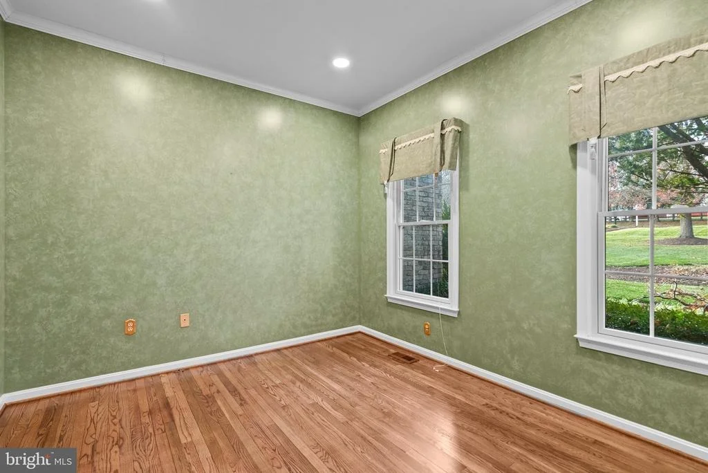 Photo of 9716 HUNTMASTER ROAD