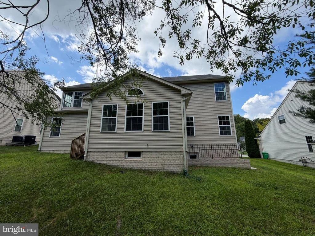 Photo of 5108 GRIFFENDALE LANE