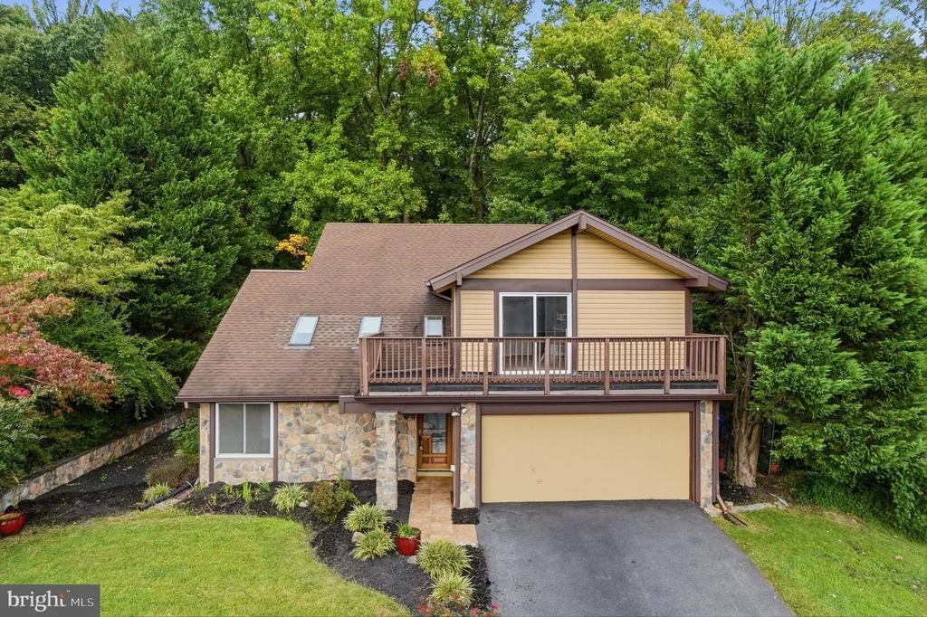 Photo of 7818 MULBERRY BOTTOM LANE