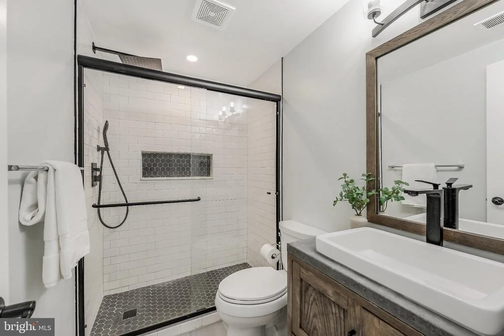 Photo of 1709 MAPLE HILL PLACE