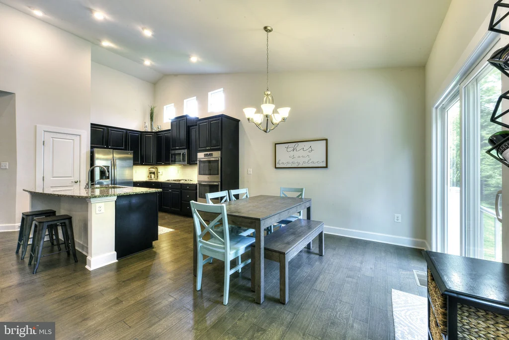Photo of 33512 AUBURN DRIVE