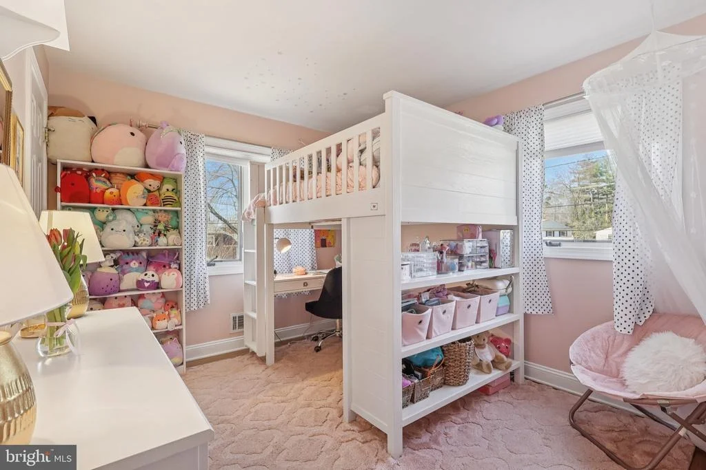 Photo of 6 RYDAL DRIVE