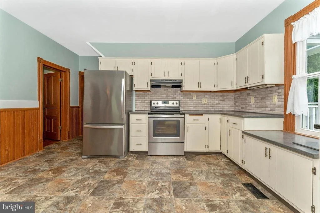 Photo of 44 MAPLE AVENUE