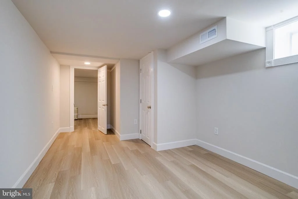 Photo of 2100 MOUNTAIN ROAD