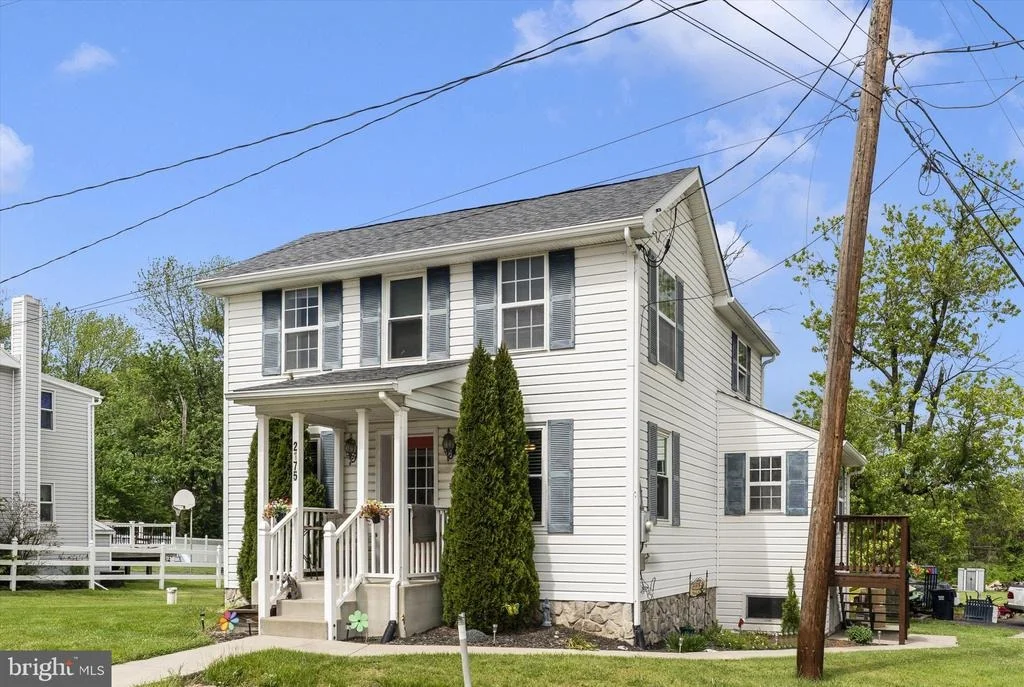 Photo of 2175 TREVANION ROAD