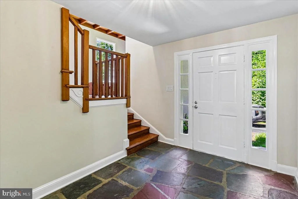 Photo of 12811 LACY DRIVE