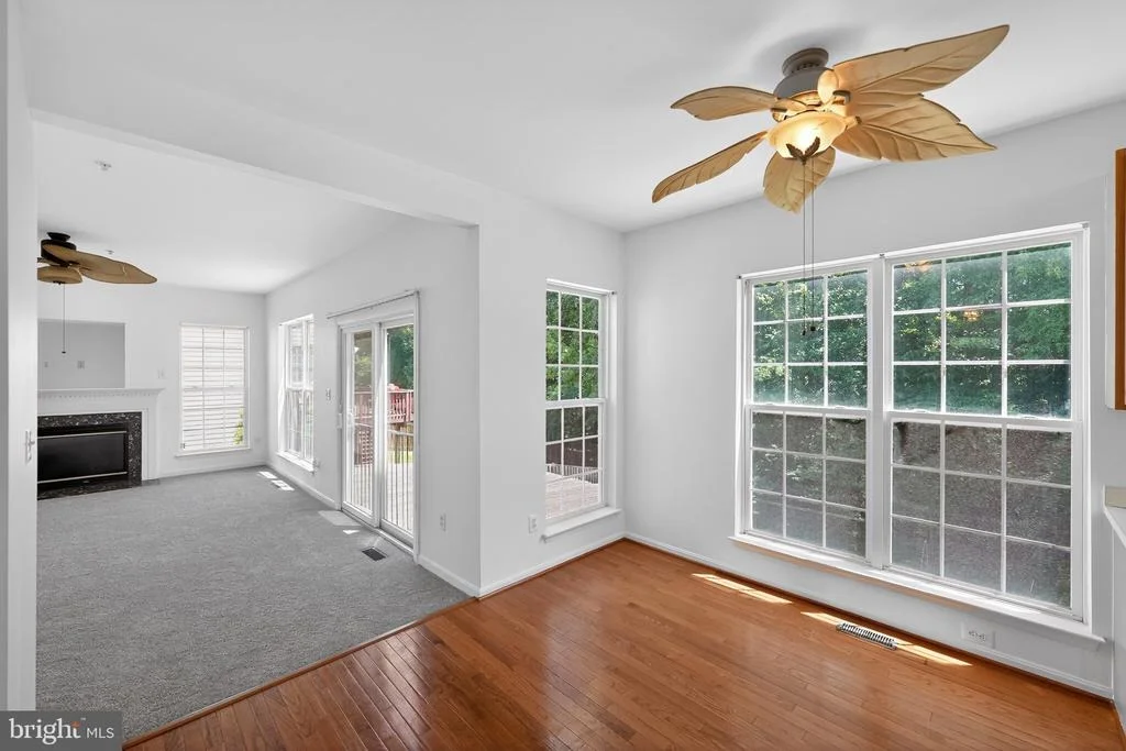 Photo of 9200 FOX PARK ROAD