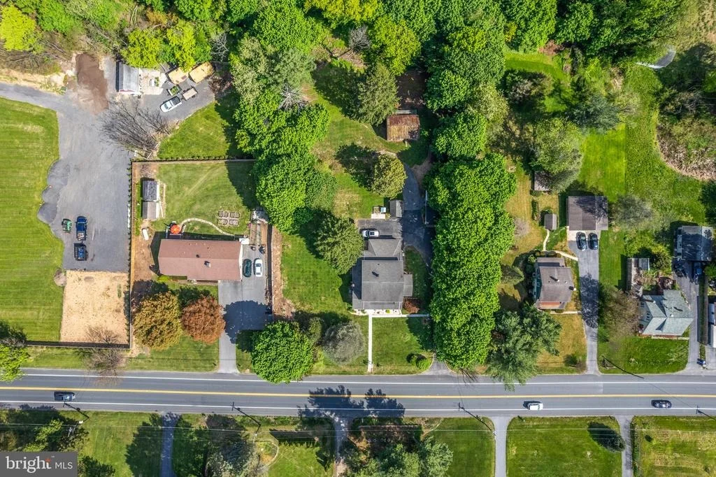 Photo of 28733 RIDGE ROAD