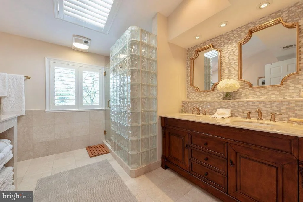 Photo of 7510 CLIFTON ROAD