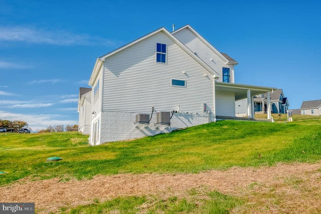 Photo of 2527A FOURLEAF DRIVE