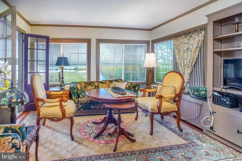 Photo of 1308 TOWN POINT ROAD
