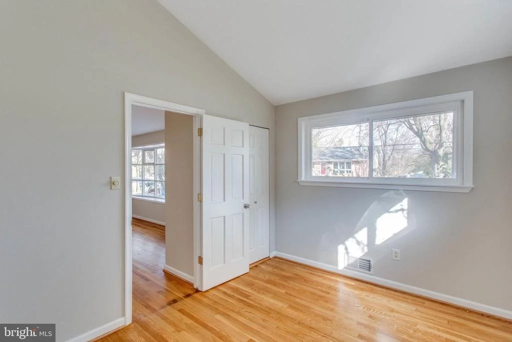 Photo of 10409 FOREST AVENUE