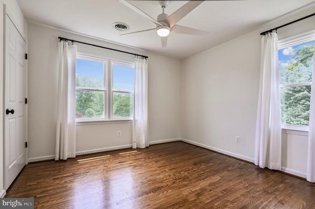Photo of 122 BERTIE AVENUE
