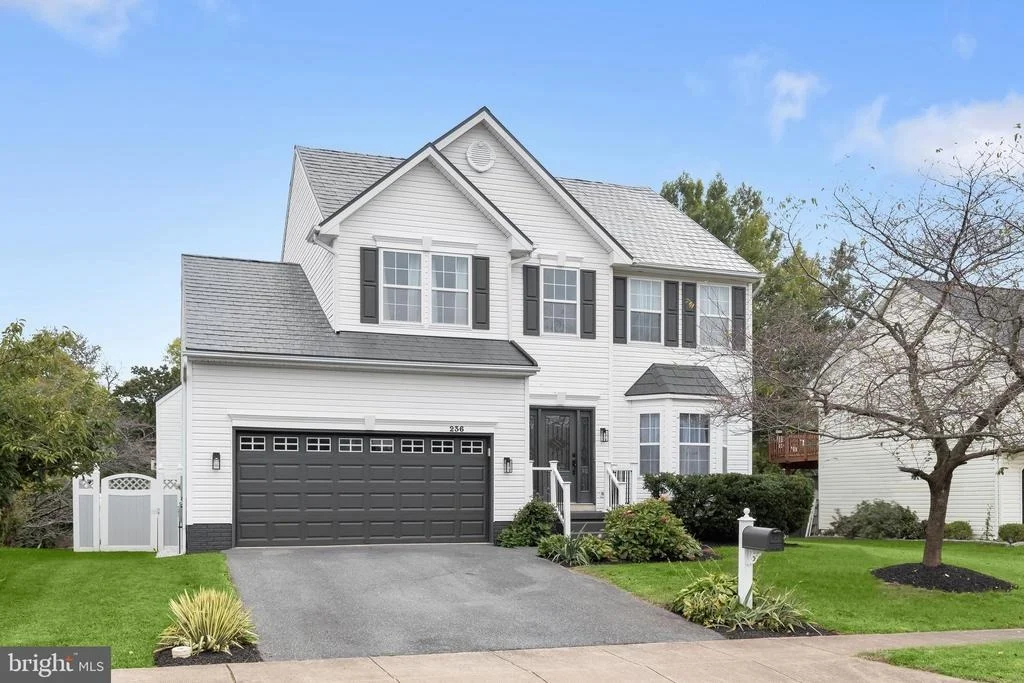 Photo of 236 LAKE COVENTRY DRIVE