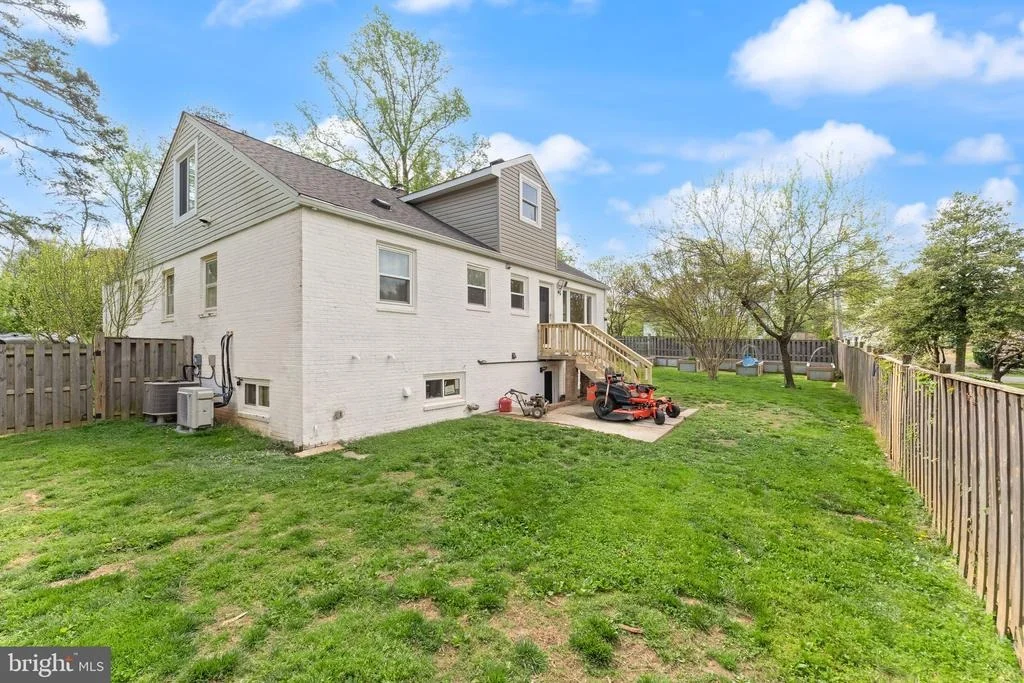 Photo of 4418 GILBERTSON ROAD