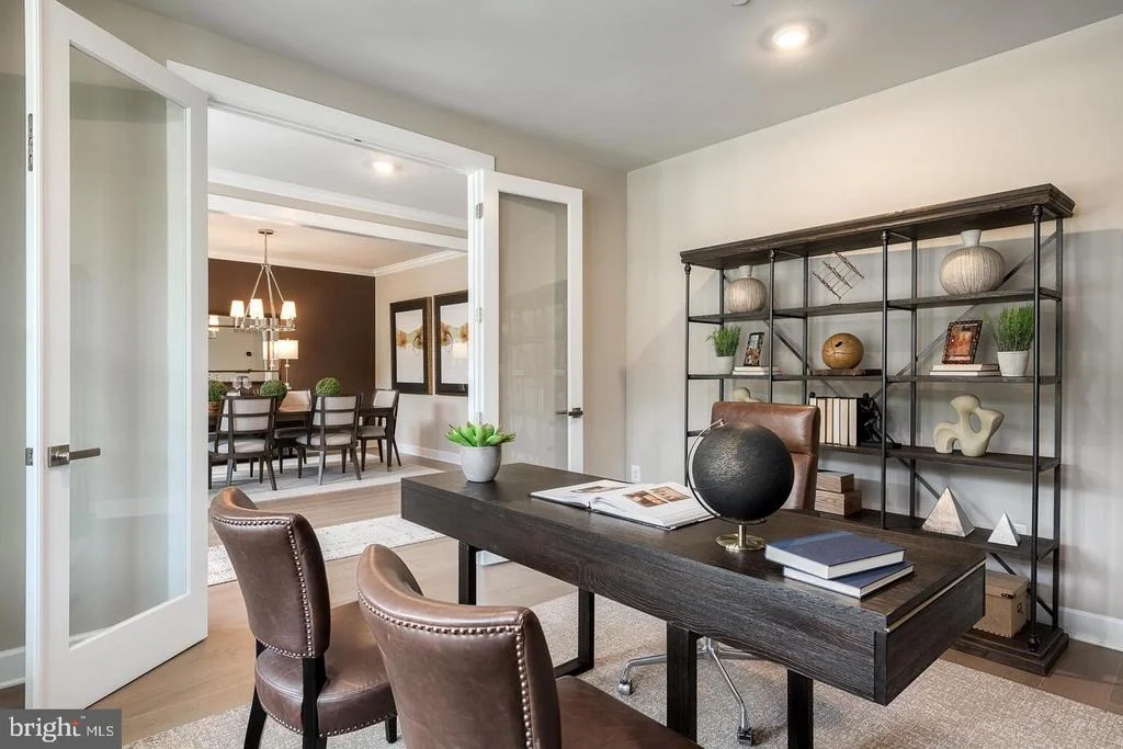 Photo of 1317 LEELAND FOREST