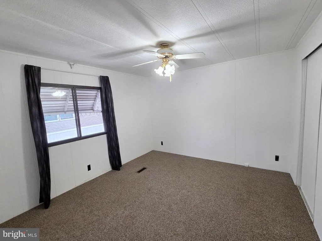 Photo of 5 SUSAN DRIVE
