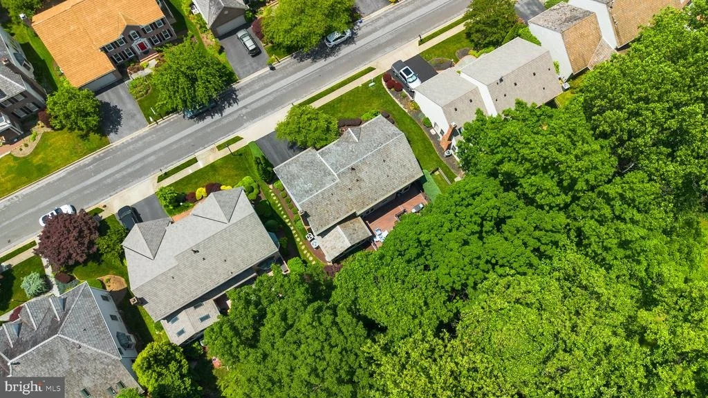 Photo of 17705 GLOBE THEATRE DRIVE