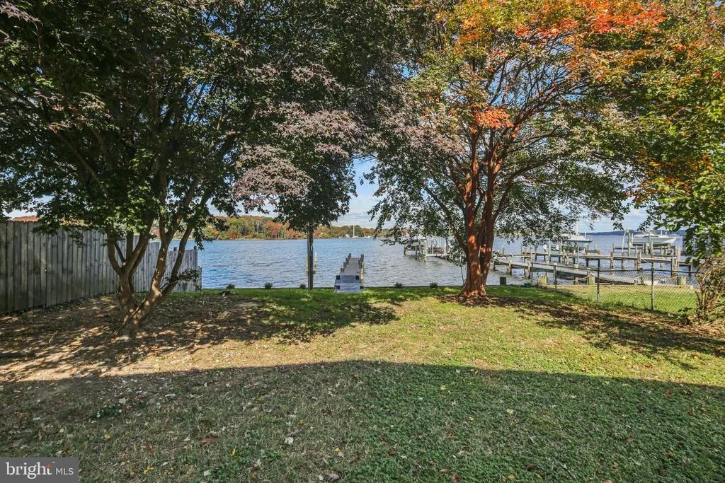 Photo of 515 FREYS ROAD
