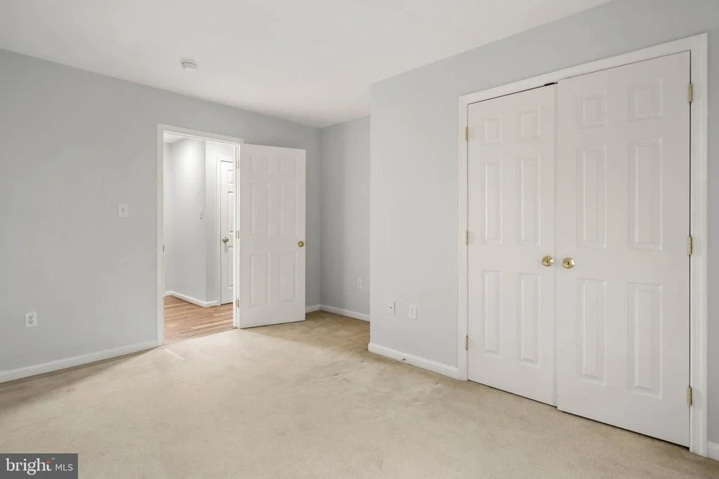 Photo of 18284 SHINGLE POINT ROAD