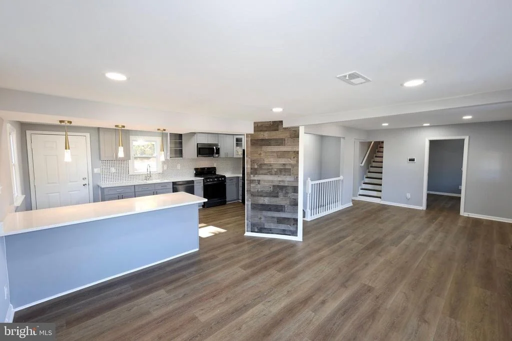 Photo of 4103 MAPLE