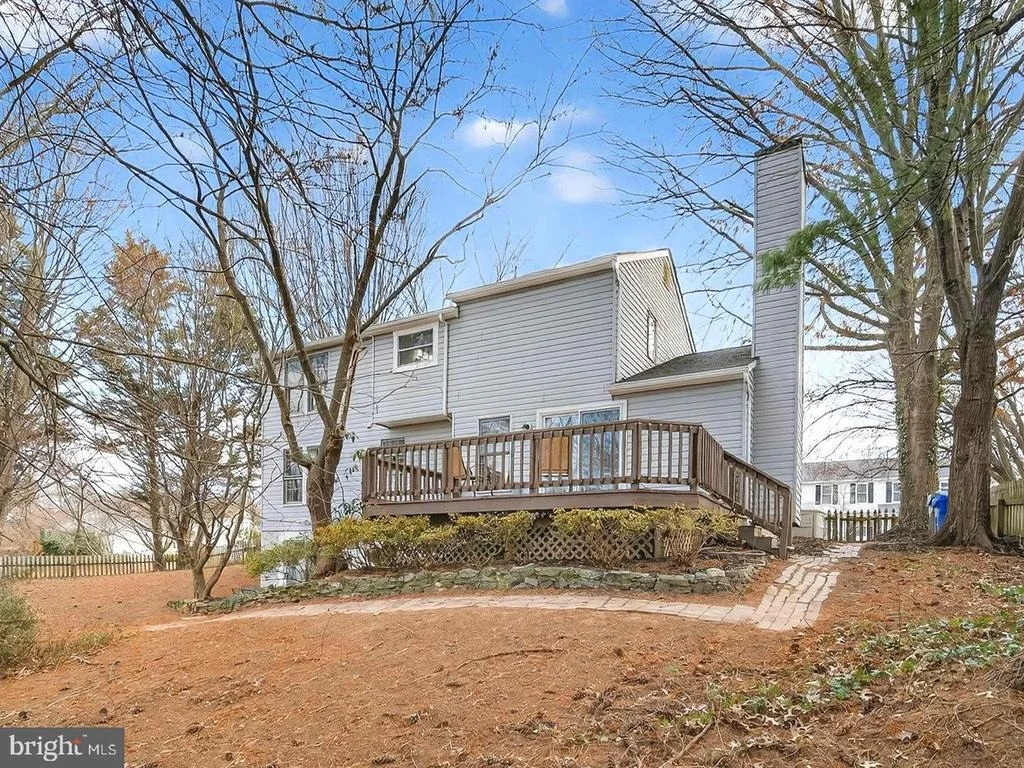 Photo of 18011 SILVER LEAF DRIVE