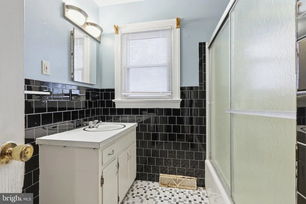 Photo of 1007 MANNING DRIVE