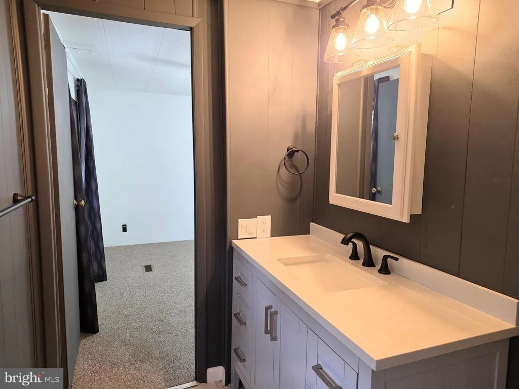 Photo of 5 SUSAN DRIVE