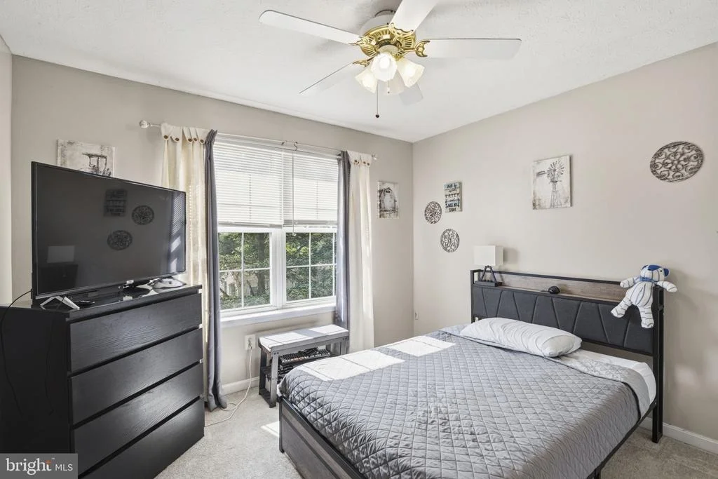Photo of 736 LUCKY AVENUE