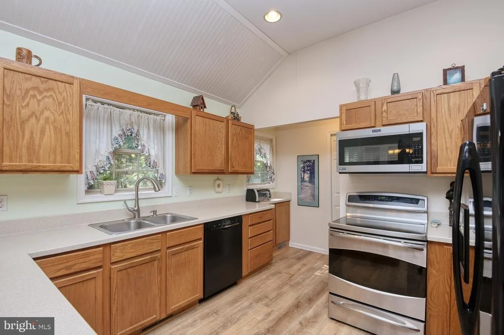 Photo of 23523 HOLLY CIRCLE
