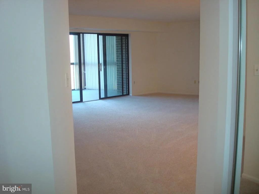 Photo of Unit 1503 at 15101 INTERLACHEN DRIVE