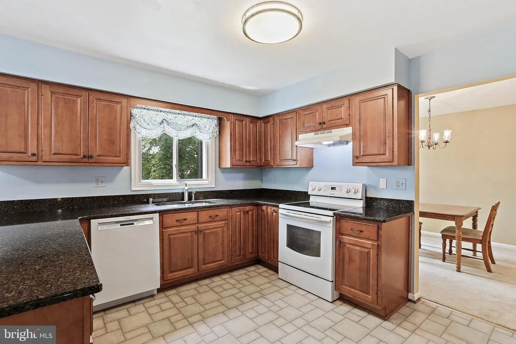 Photo of 8768 TERESA LANE